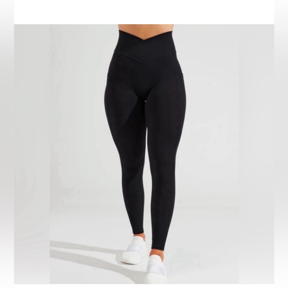 Buffbunny Monarch High rise V-Waist leggings in black
